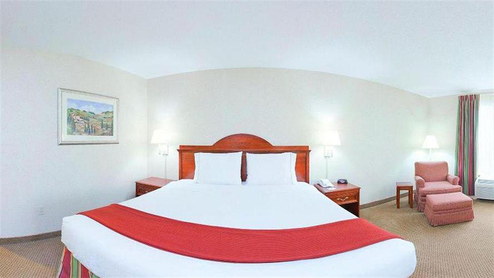 Holiday Inn Express Hotel & Suites Bowling Green By Ihg Ngoại thất bức ảnh