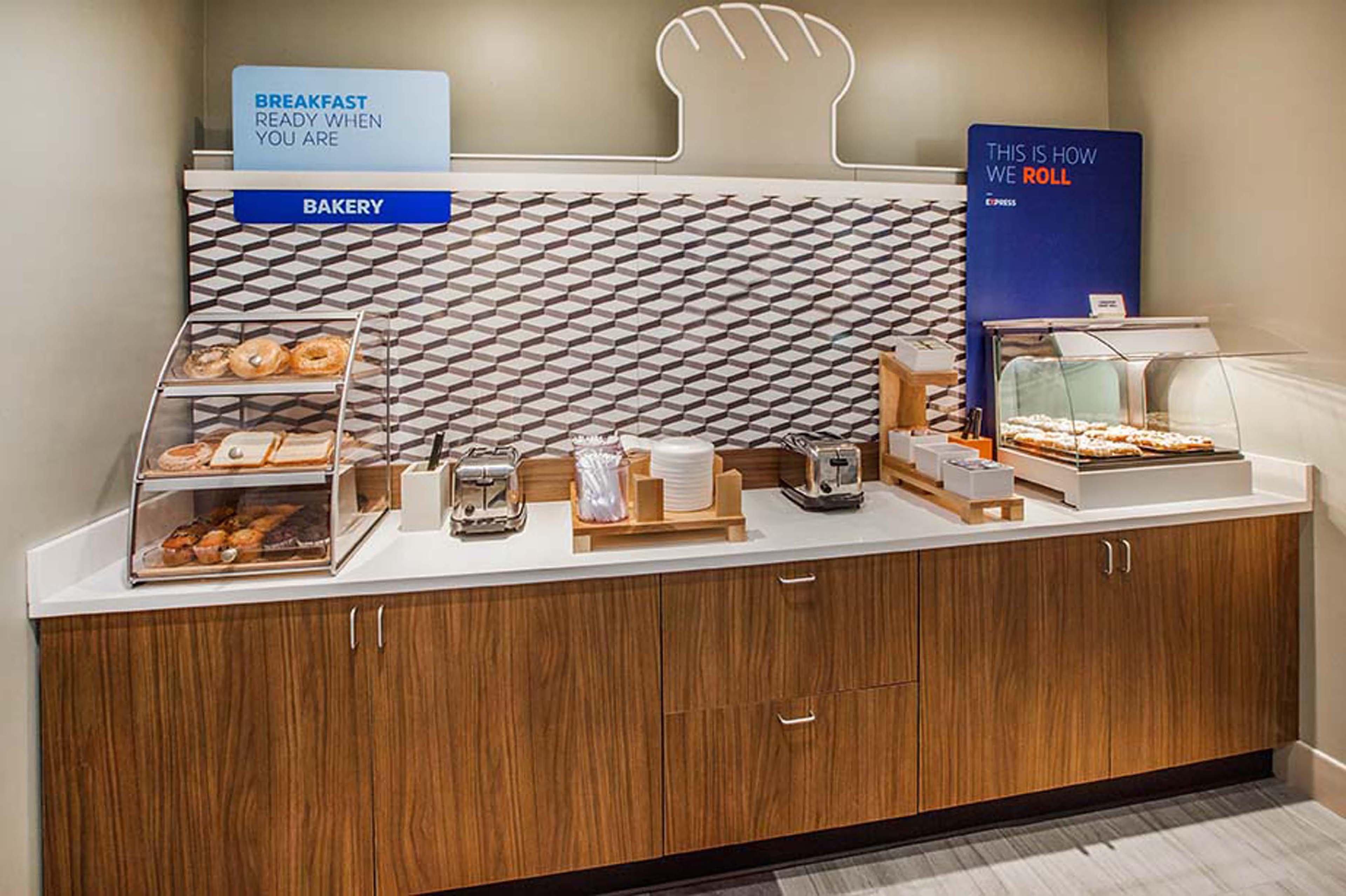 Holiday Inn Express Hotel & Suites Bowling Green By Ihg Ngoại thất bức ảnh
