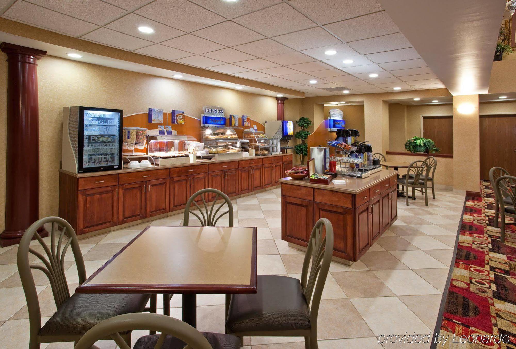 Holiday Inn Express Hotel & Suites Bowling Green By Ihg Nhà hàng bức ảnh