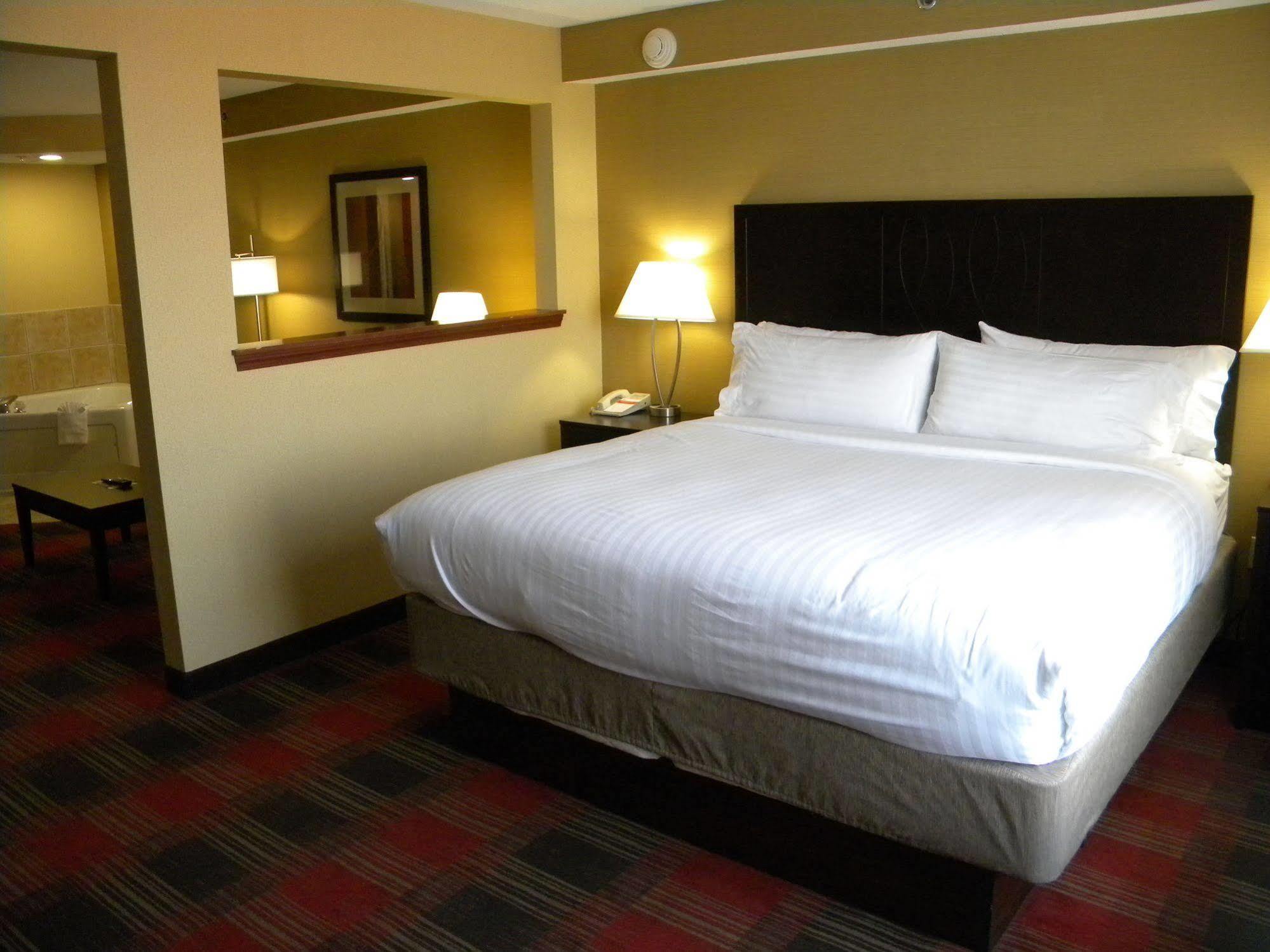 Holiday Inn Express Hotel & Suites Bowling Green By Ihg Ngoại thất bức ảnh