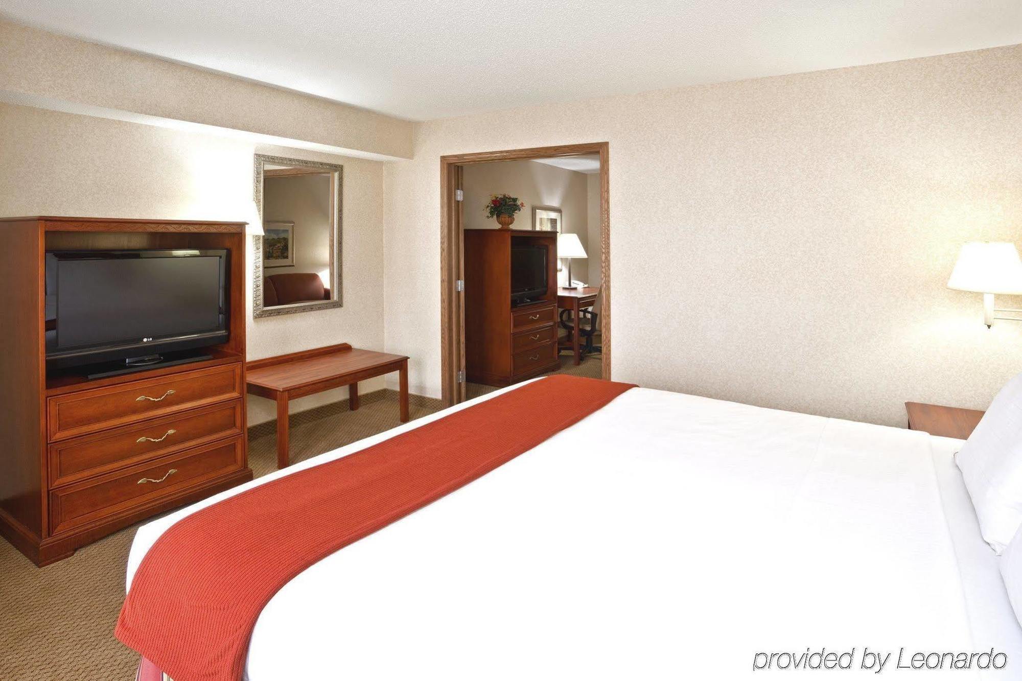 Holiday Inn Express Hotel & Suites Bowling Green By Ihg Ngoại thất bức ảnh