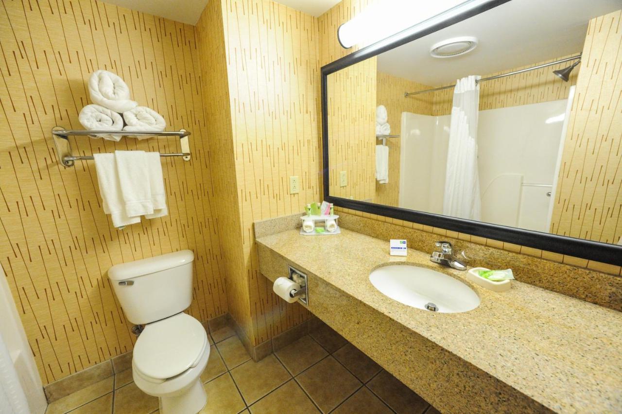 Holiday Inn Express Hotel & Suites Bowling Green By Ihg Ngoại thất bức ảnh